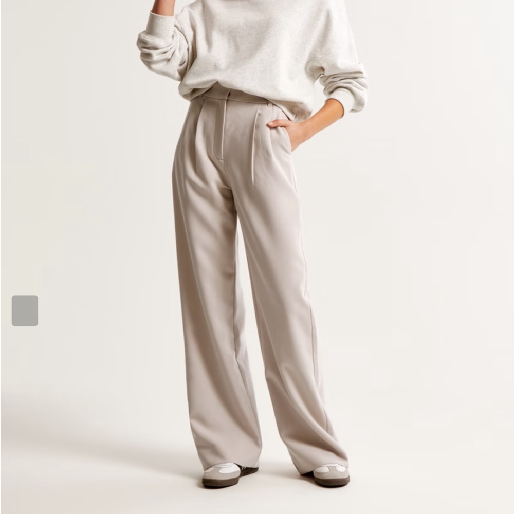 A&F Sloane Tailored Wide Leg Pant
